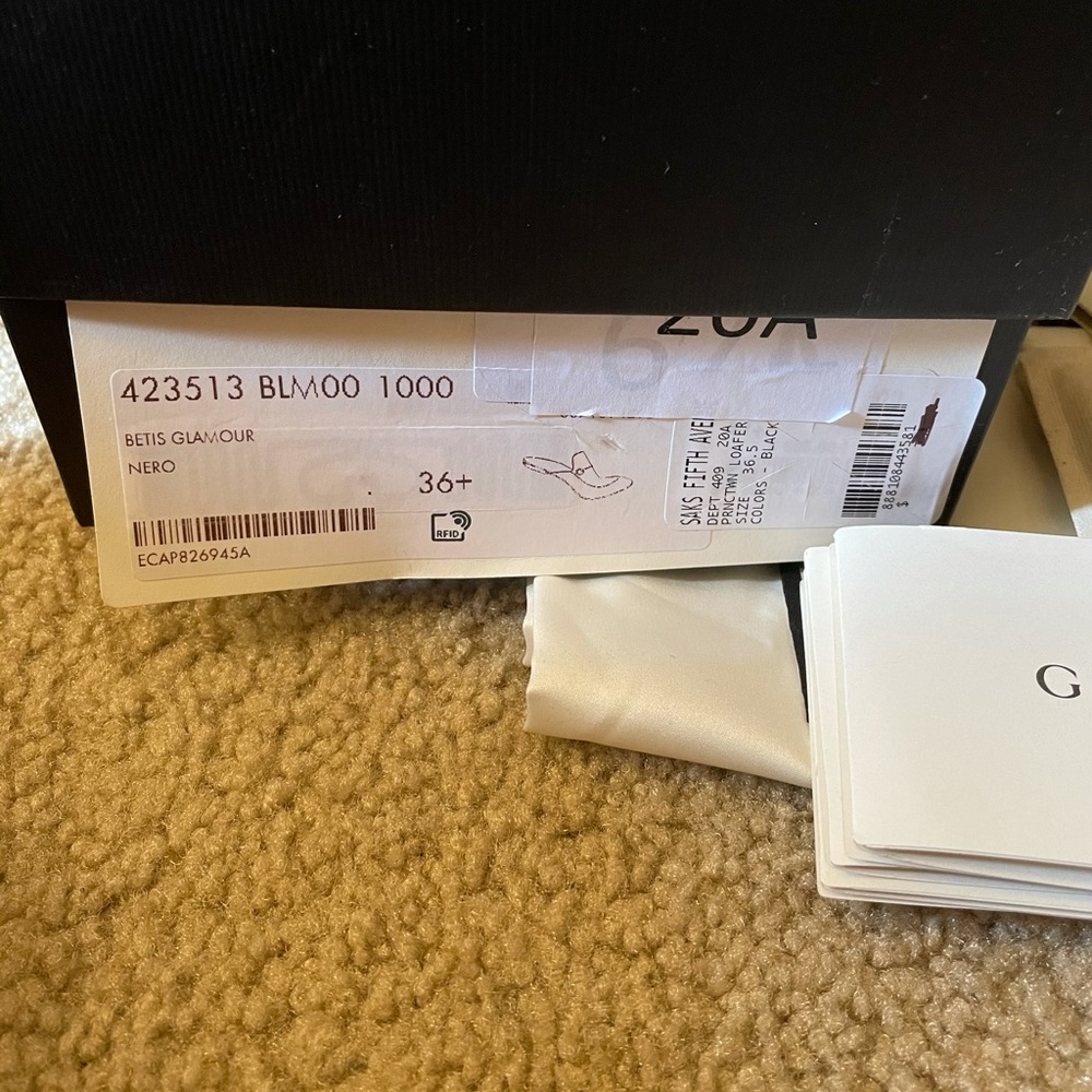 Gucci Princetown loafers in black.